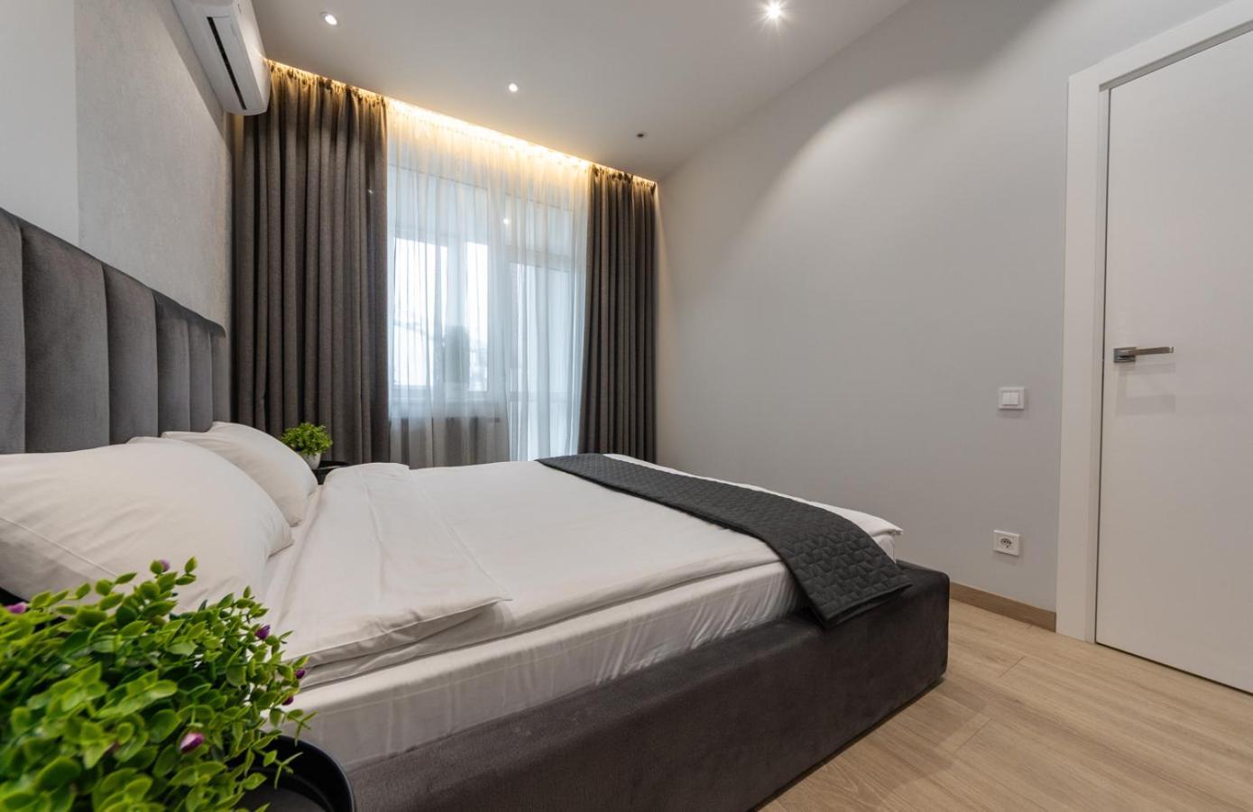 Royal Tower Residence Big Vip Apartment In Center Floor 27 كييف المظهر الخارجي الصورة