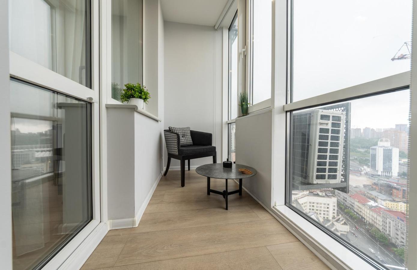 Royal Tower Residence Big Vip Apartment In Center Floor 27 كييف المظهر الخارجي الصورة