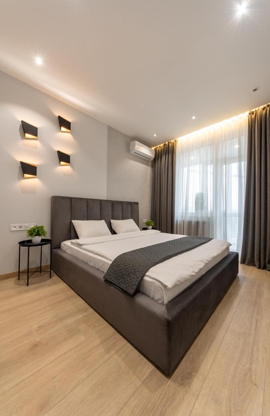 Royal Tower Residence Big Vip Apartment In Center Floor 27 كييف المظهر الخارجي الصورة