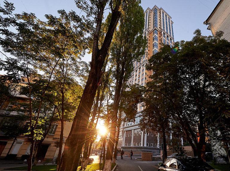 Royal Tower Residence Big Vip Apartment In Center Floor 27 كييف المظهر الخارجي الصورة